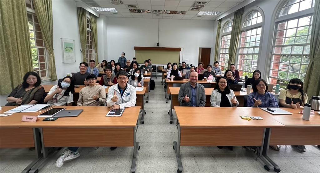 教育園丁的話圖片臺北市AP課程推動實務研習 —CB與臺北市推動學校團隊成員合影