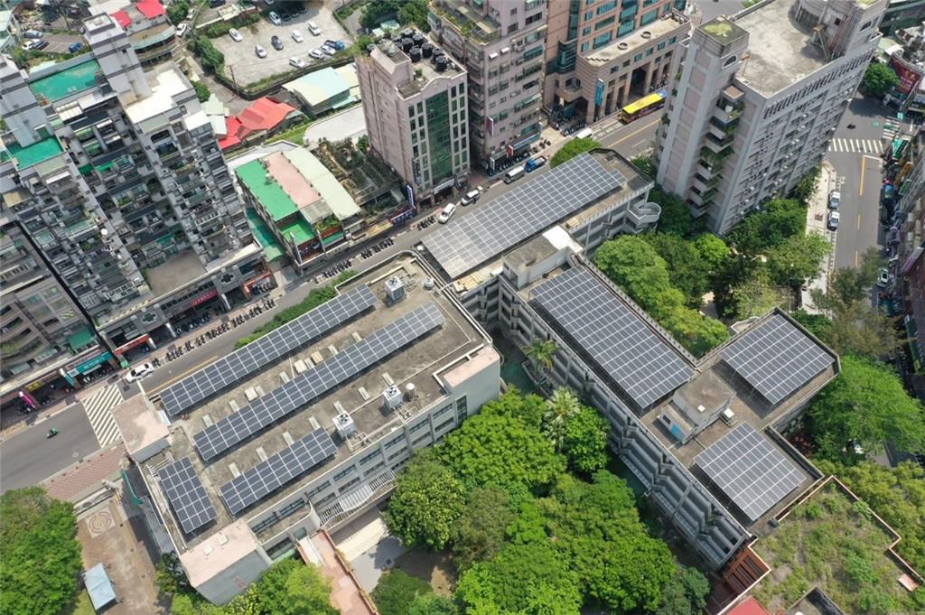 教育園丁的話圖片北投國小-太陽光電設置
