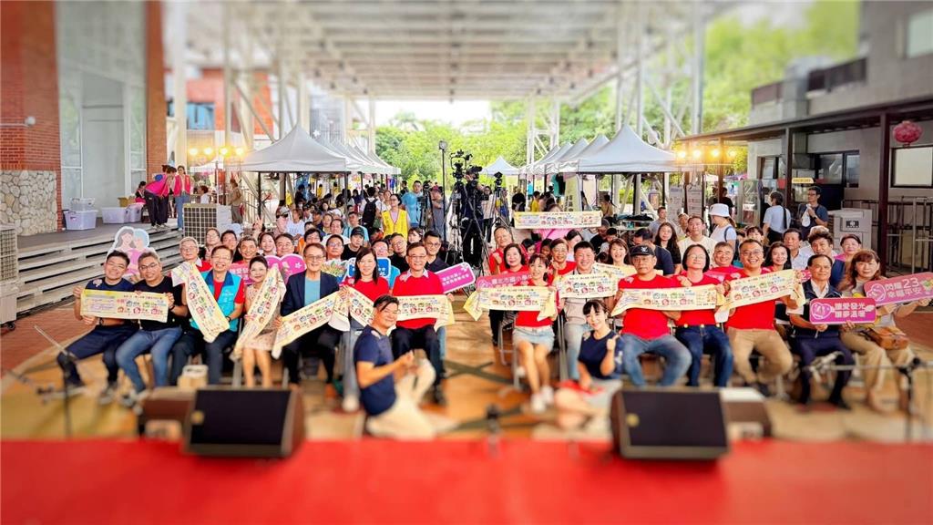 教育園丁的話圖片圖一:114年8月24日祖父母節傾聽日宣導