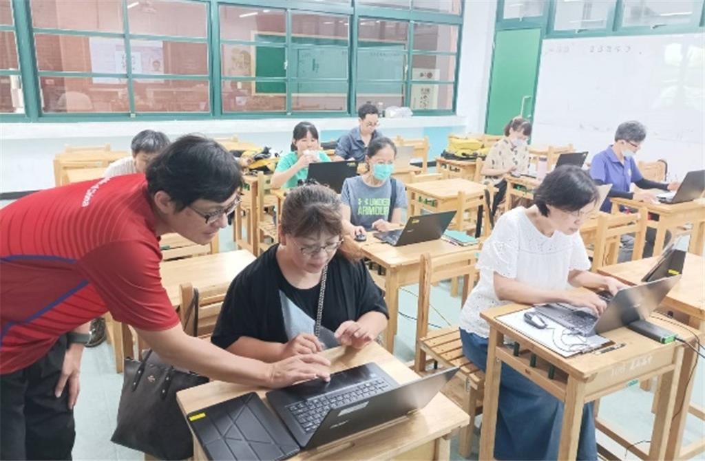 教育園丁的話圖片數位學習教師社群共備增能日常