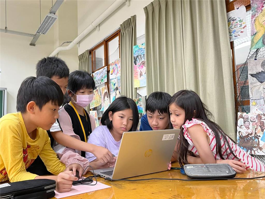 教育園丁的話圖片AI探索家體驗營